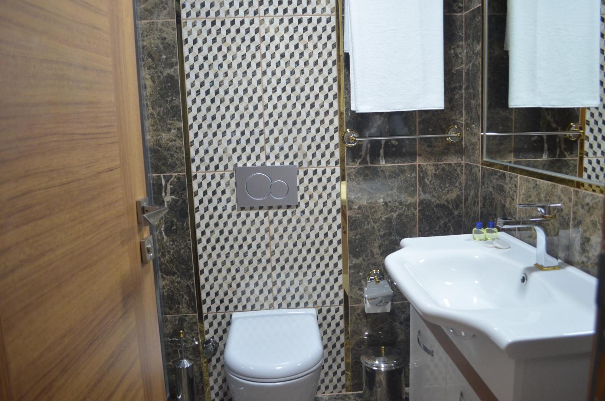 Safir Hotel Истанбул Екстериор снимка