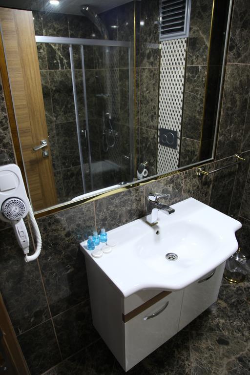 Safir Hotel Истанбул Екстериор снимка